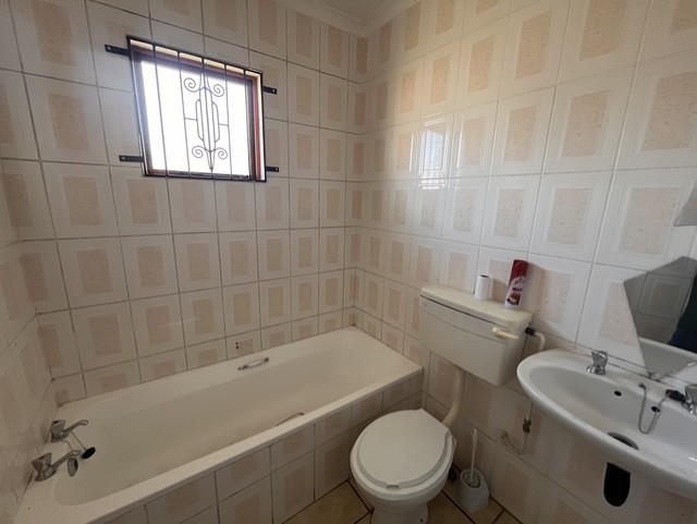 2 Bedroom Property for Sale in Haven Hills Eastern Cape